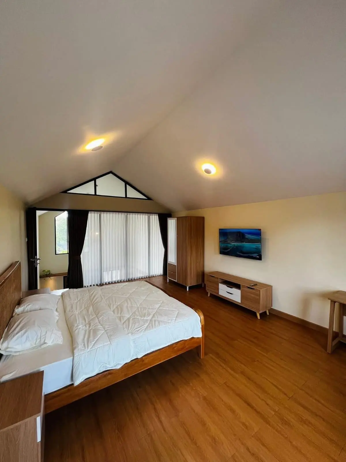 1BR House with Pool at Padonan Canggu Area — image 4