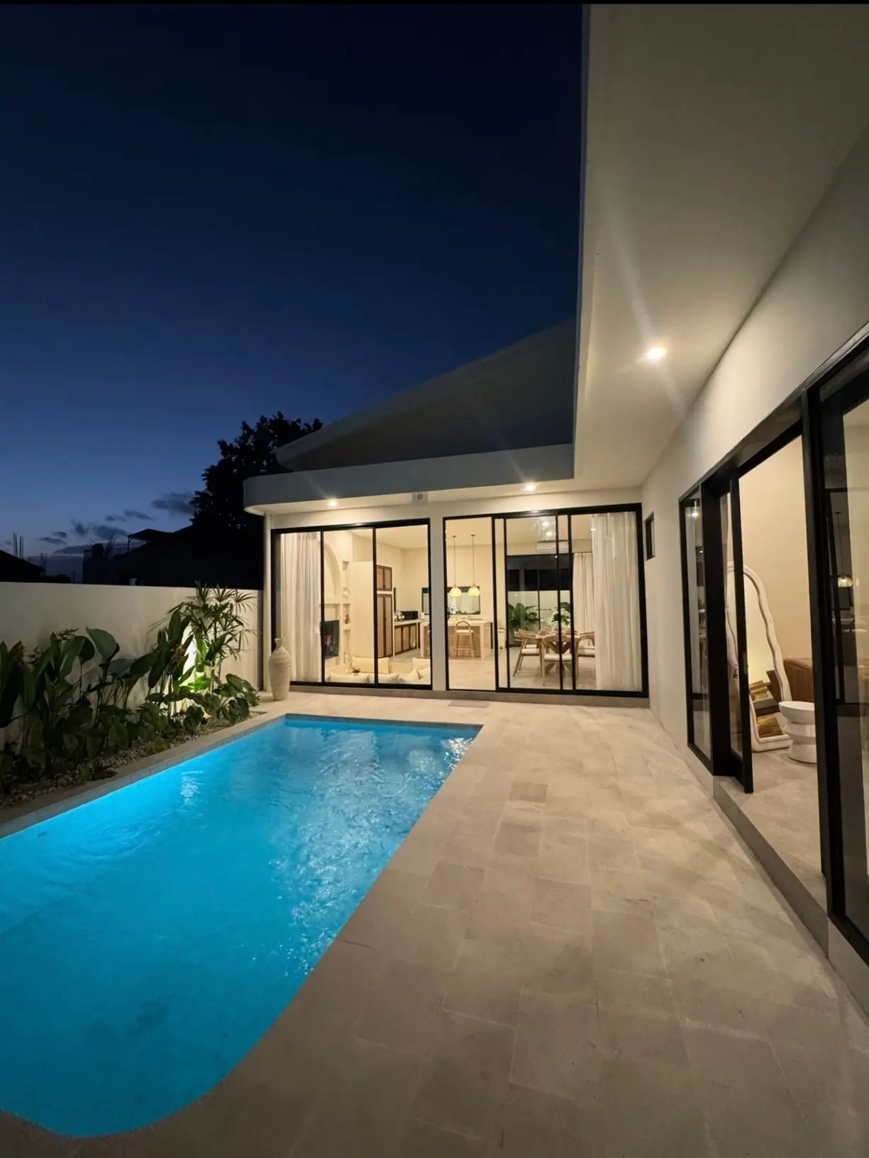 2BR LUXURY COCO VILLAS CANGGU — image 3
