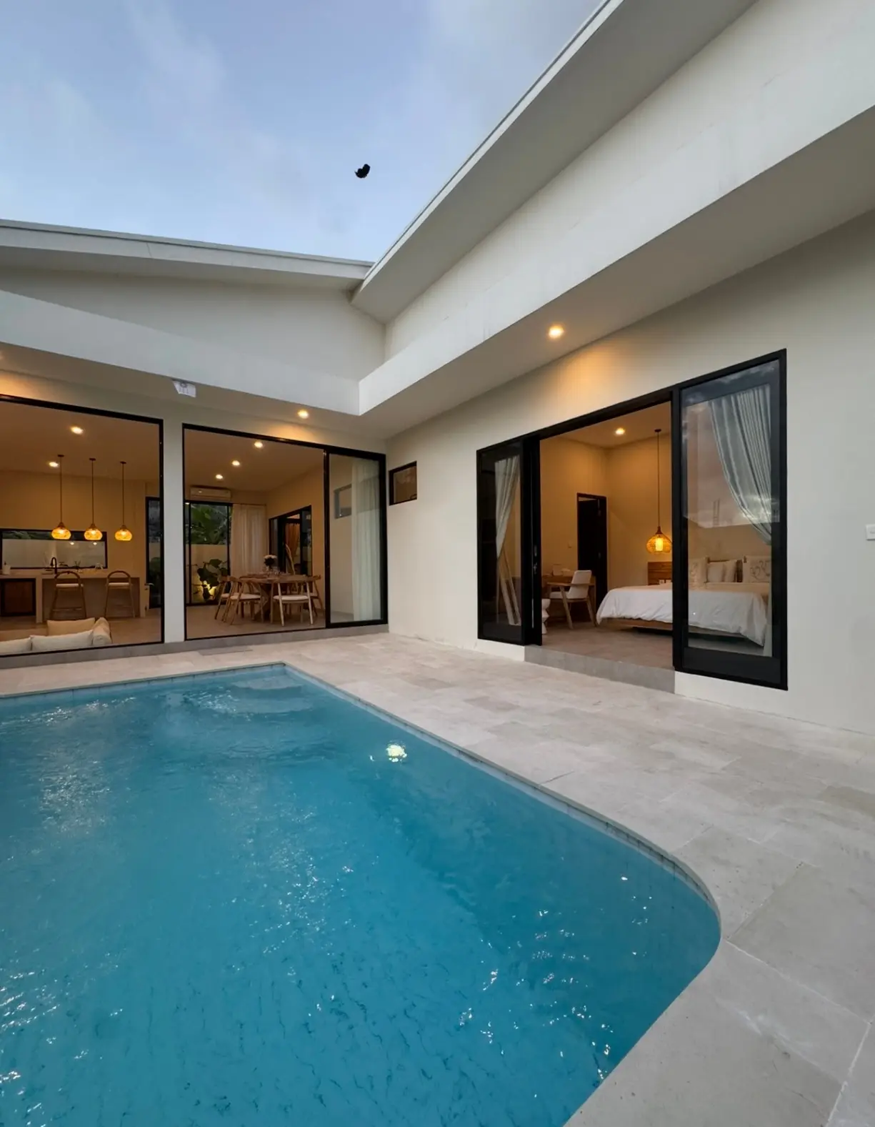 2BR LUXURY COCO VILLAS CANGGU — image 2