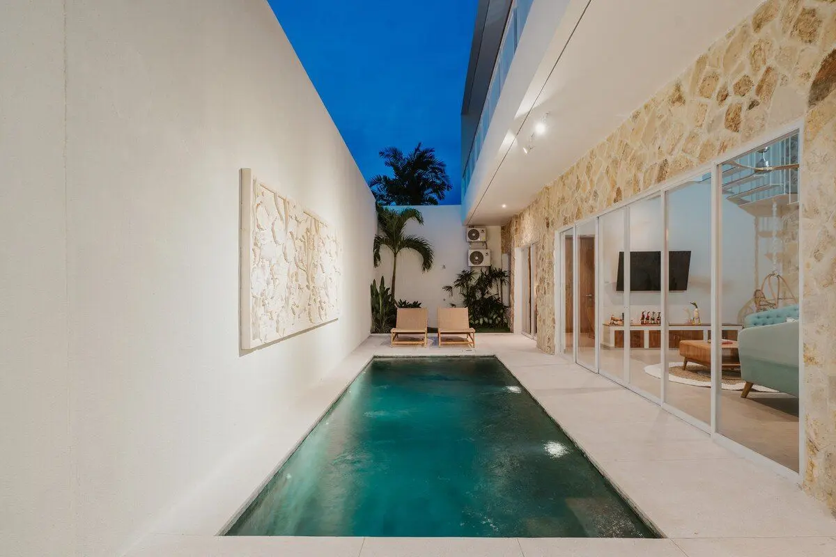 Rob Villas [video included in this post] — image 1