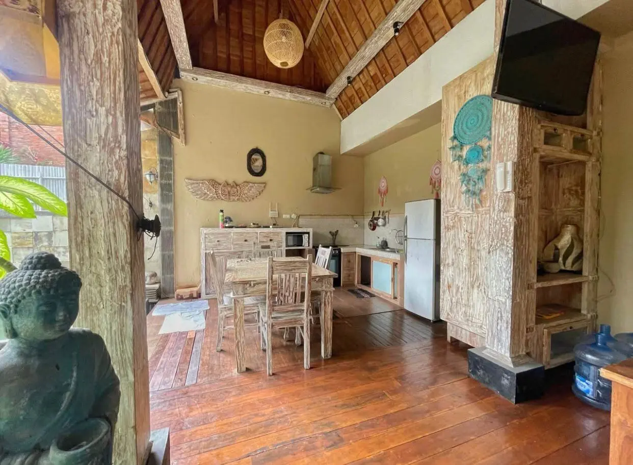 Pet Allowed | 2 BR Villa | Kerobokan — image 3