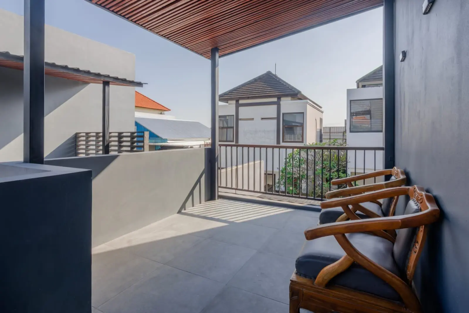 2BR Brand New Modern House with Pool at Munggu — image 4