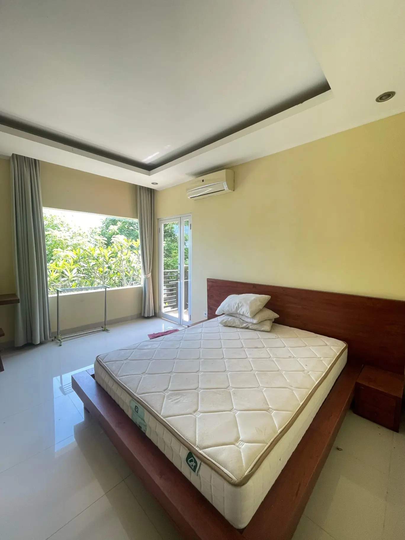 DO 378- FOR RENT VILLA JIMBARAN CONTEMPORARY STYLE ONE GATE SYSTEM N — image 2