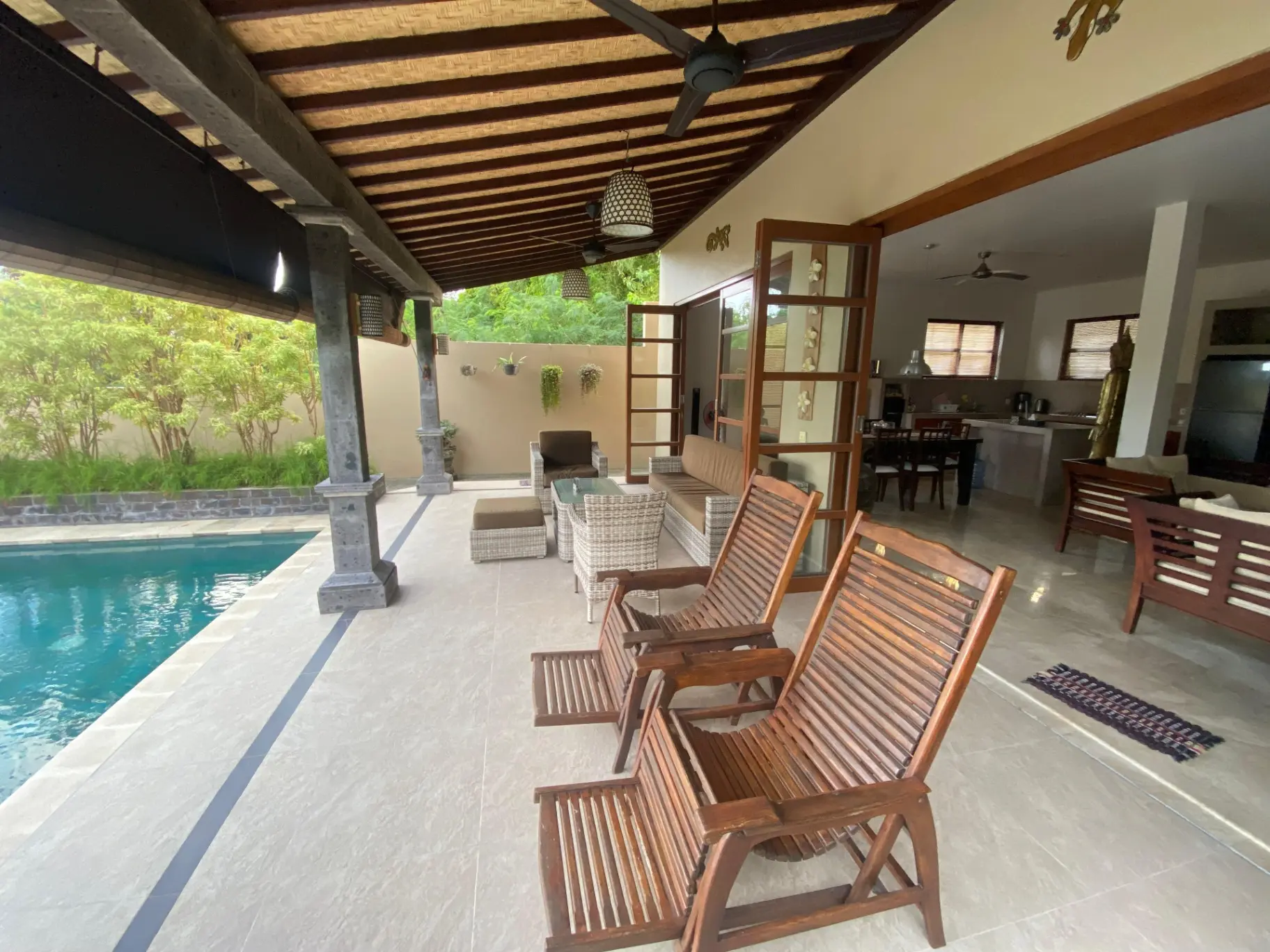AN 060- For Rent Contemporary Tropical Villa Ungasan — image 2