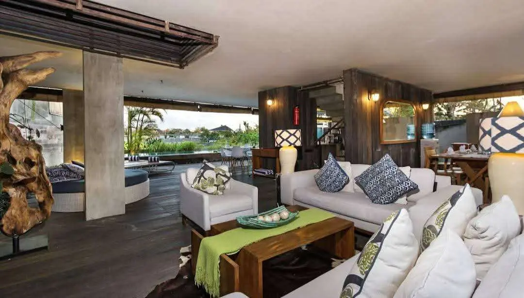 BRAWA 3-bedroom — image 1
