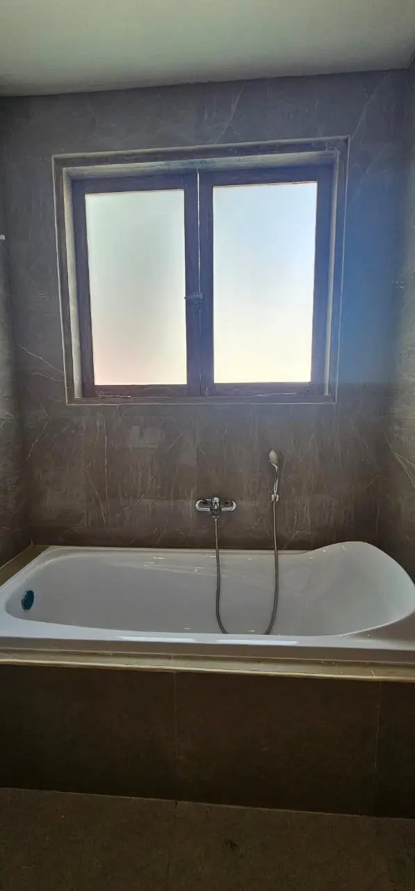 Spacious 3BR Villa in Jimbaran — image 3
