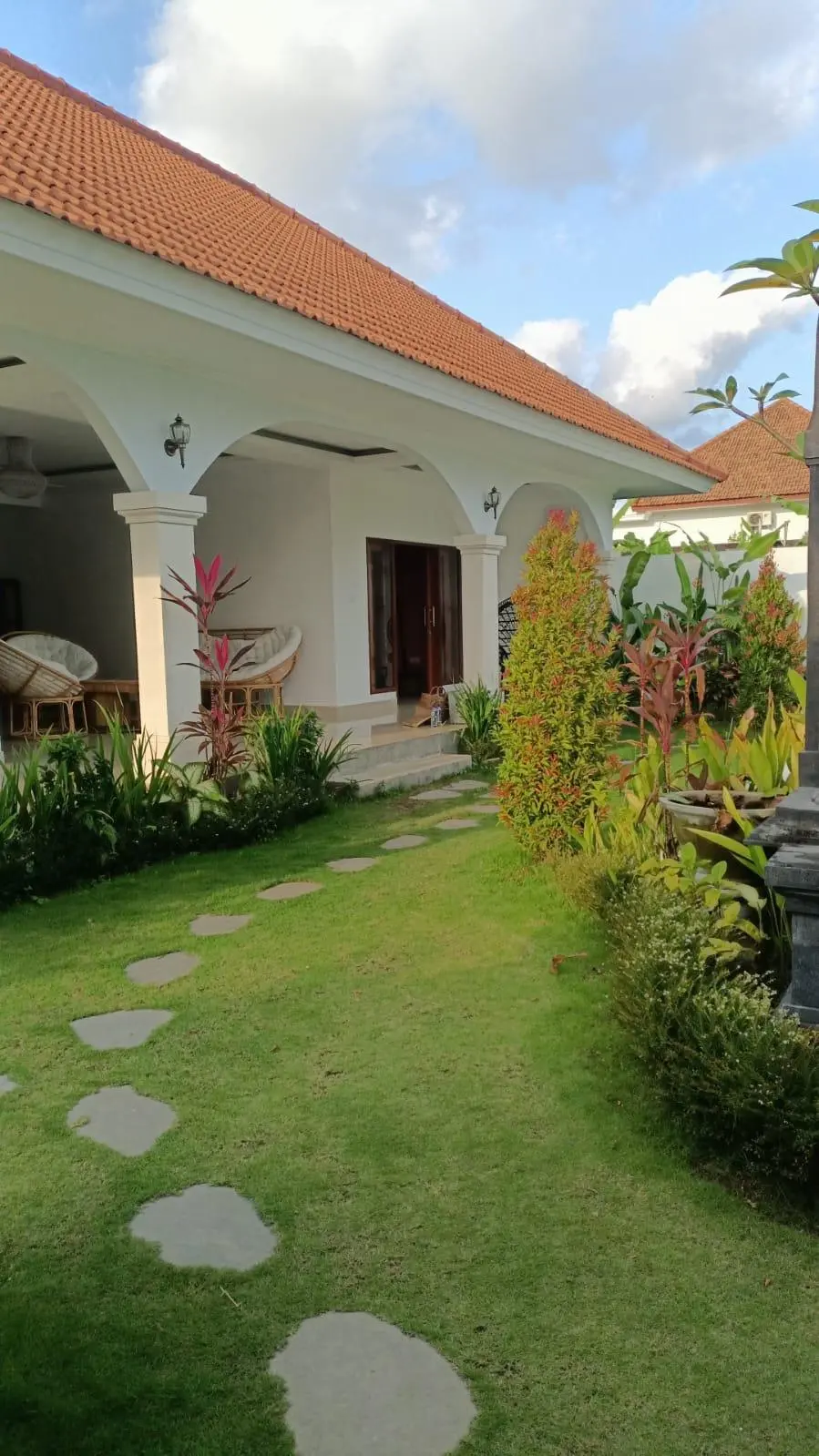 Pet Friendly | 2 BR with Garden | Canggu — image 1