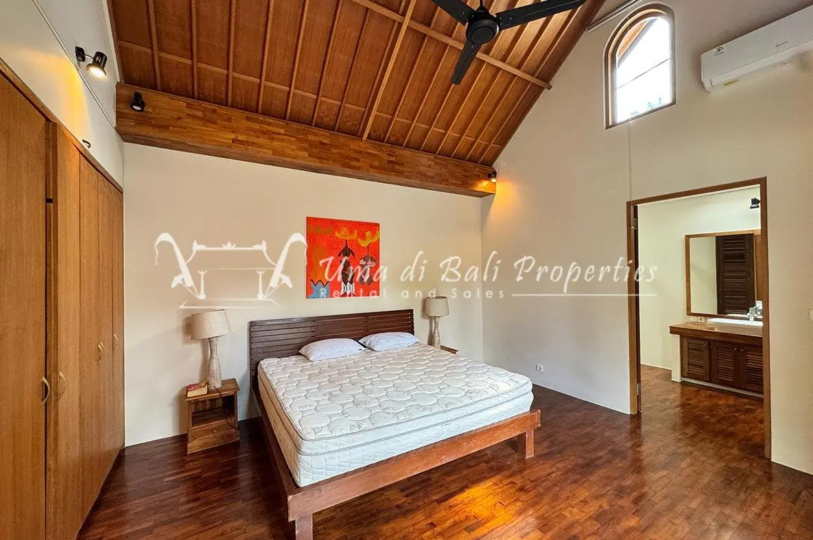 BIG GARDEN 3BR VILLA FOR RENT AT CENTRAL BERAWA | IP 698 — image 4
