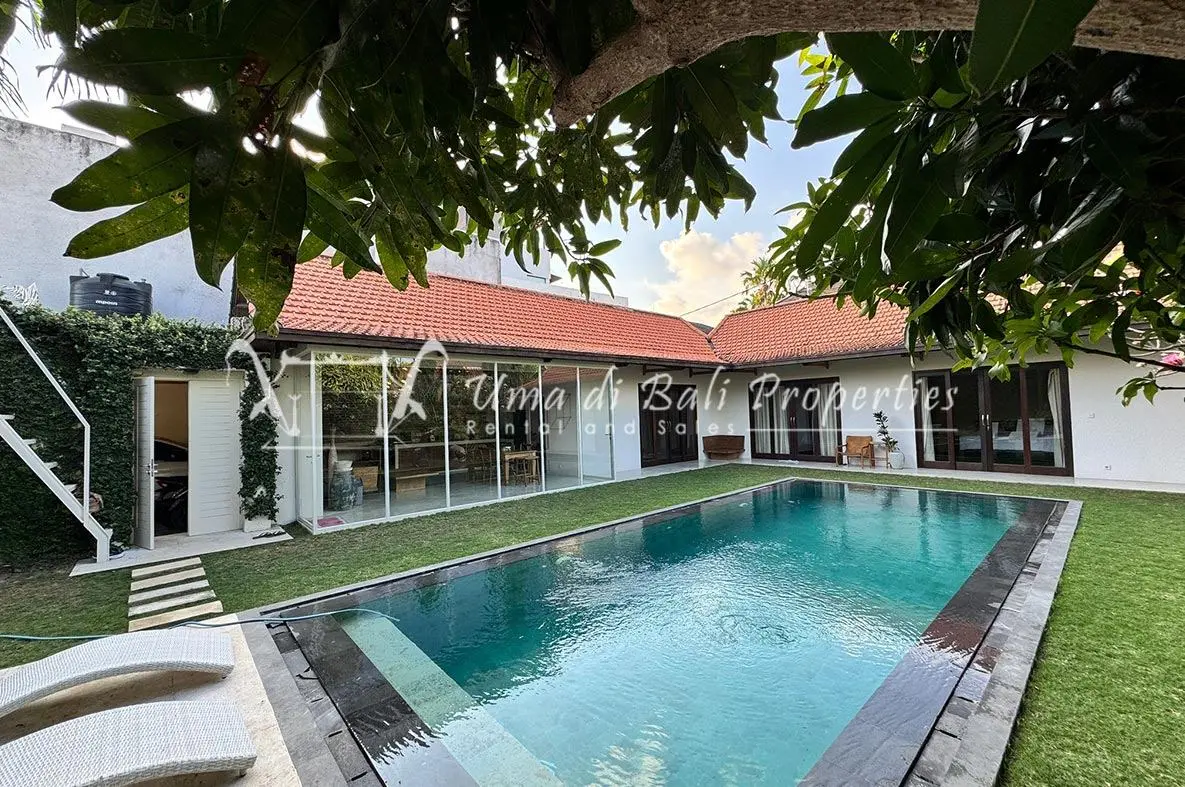 BIG GARDEN 3BR VILLA FOR RENT AT CENTRAL BERAWA | IP 698 — image 1
