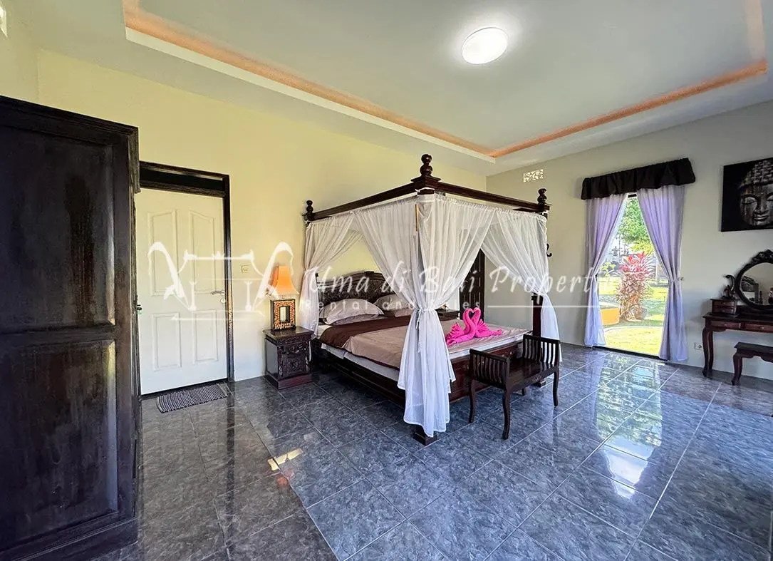 BIG GARDEN 3BR VILLA FOR RENT AT KEROBOKAN | IP 374 — image 3