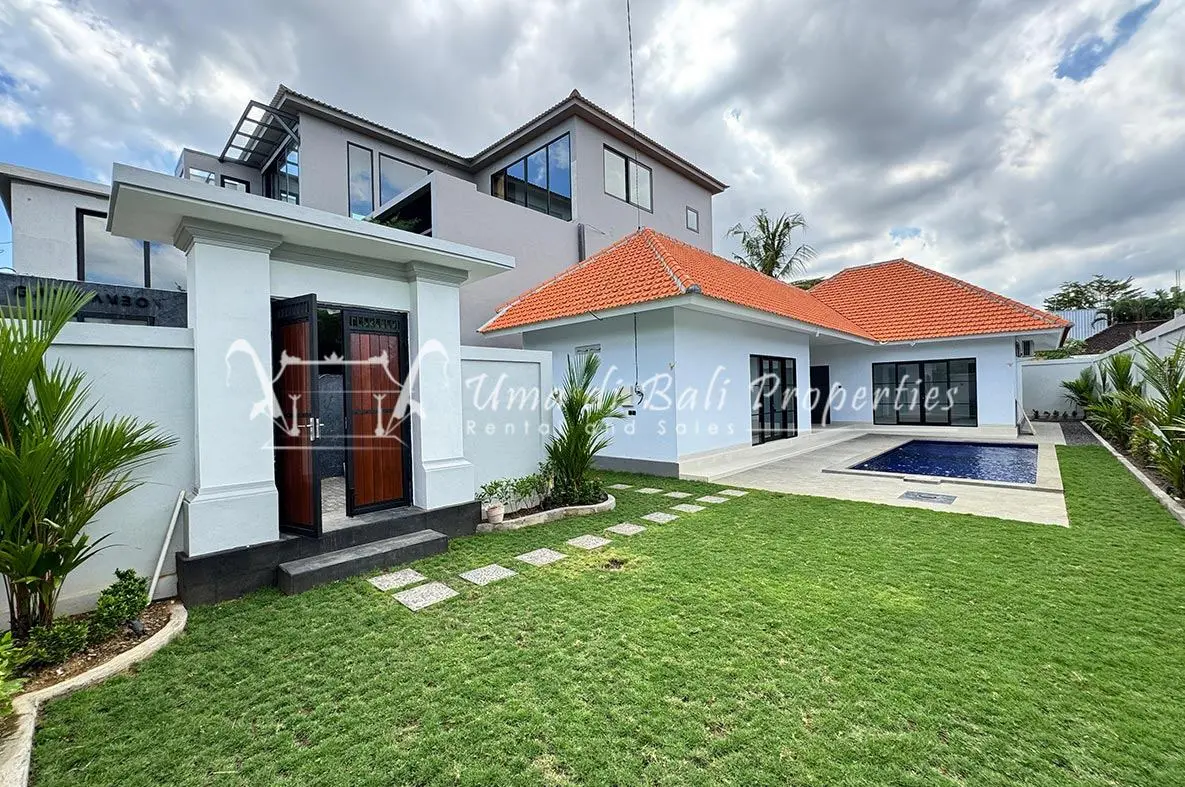 BIG GARDEN 3BR VILLA FOR RENT AT UMALAS | IP 707