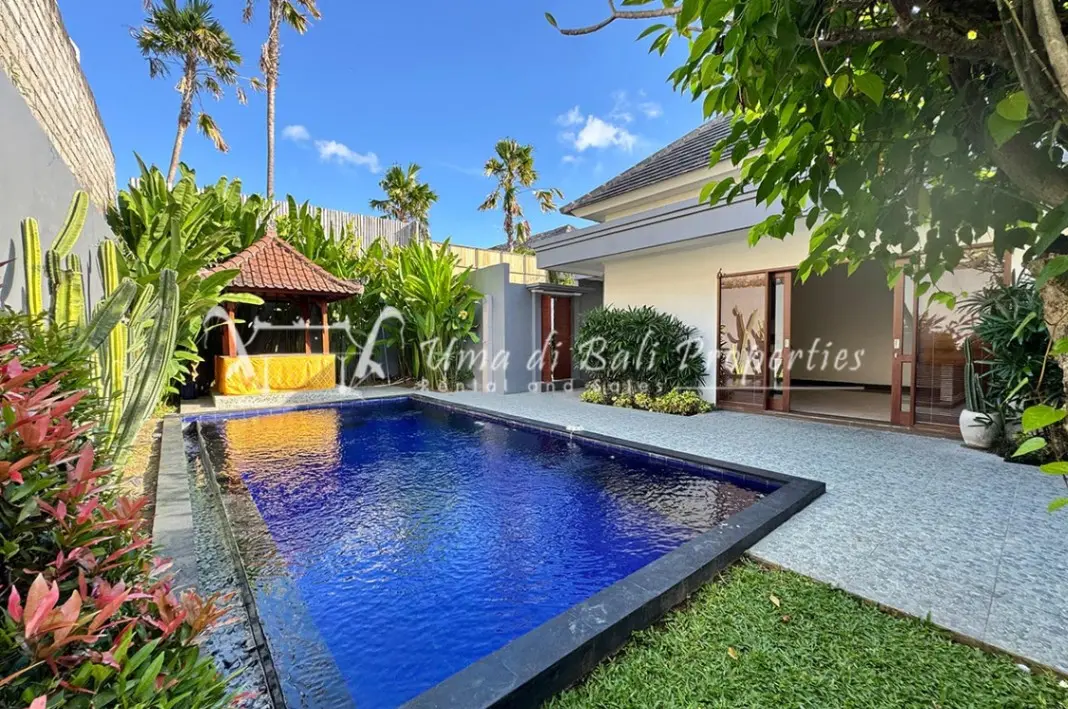 Beachside 2BR Villa for Rent at Berawa | AR 281