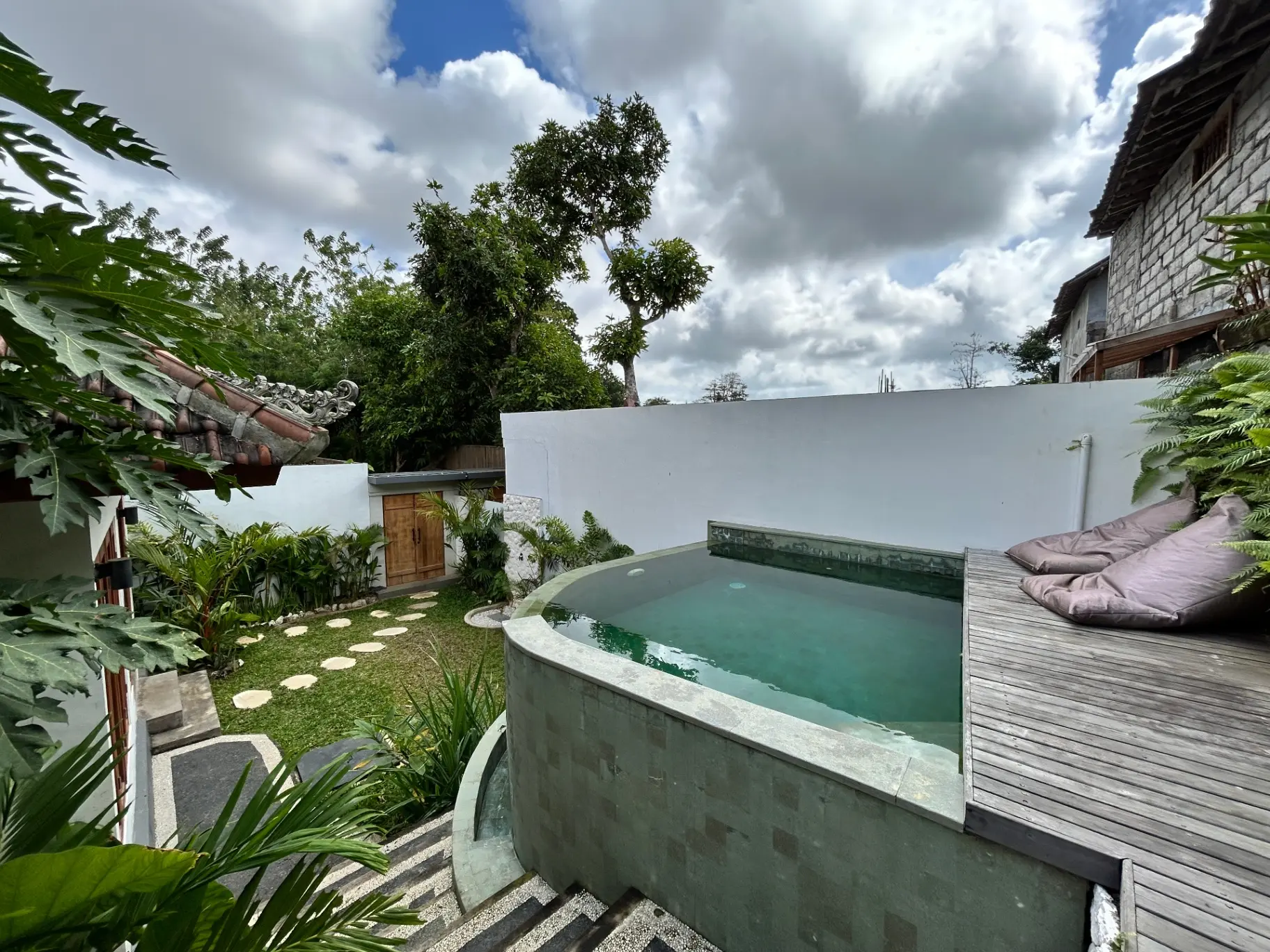 Minimalist 2BR Villa w/ Pool & Office — image 4