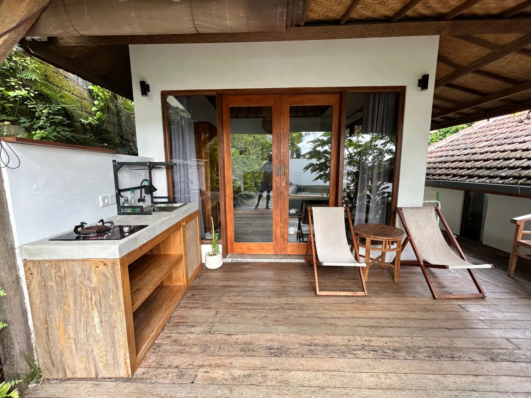 Minimalist 2BR Villa w/ Pool & Office — image 1