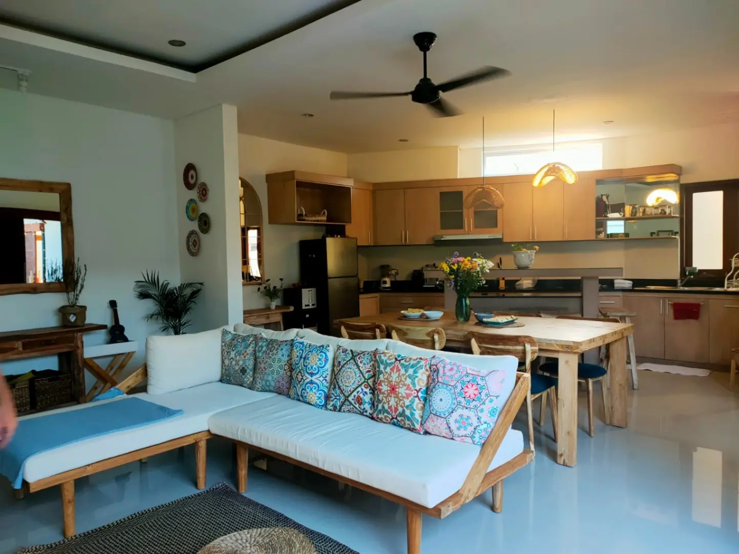 Modern 3BR Villa w/ Rice Field Views — image 4