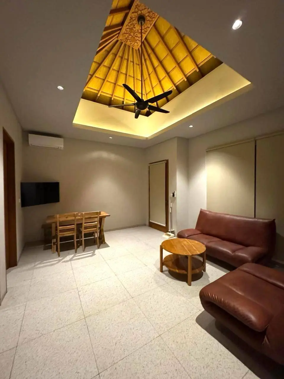 ‼️Total 4 UNIT VILLAS‼️ LUXURY VILLAS FOR SALE IN CENTRAL BERAWA - CANGGU — image 3
