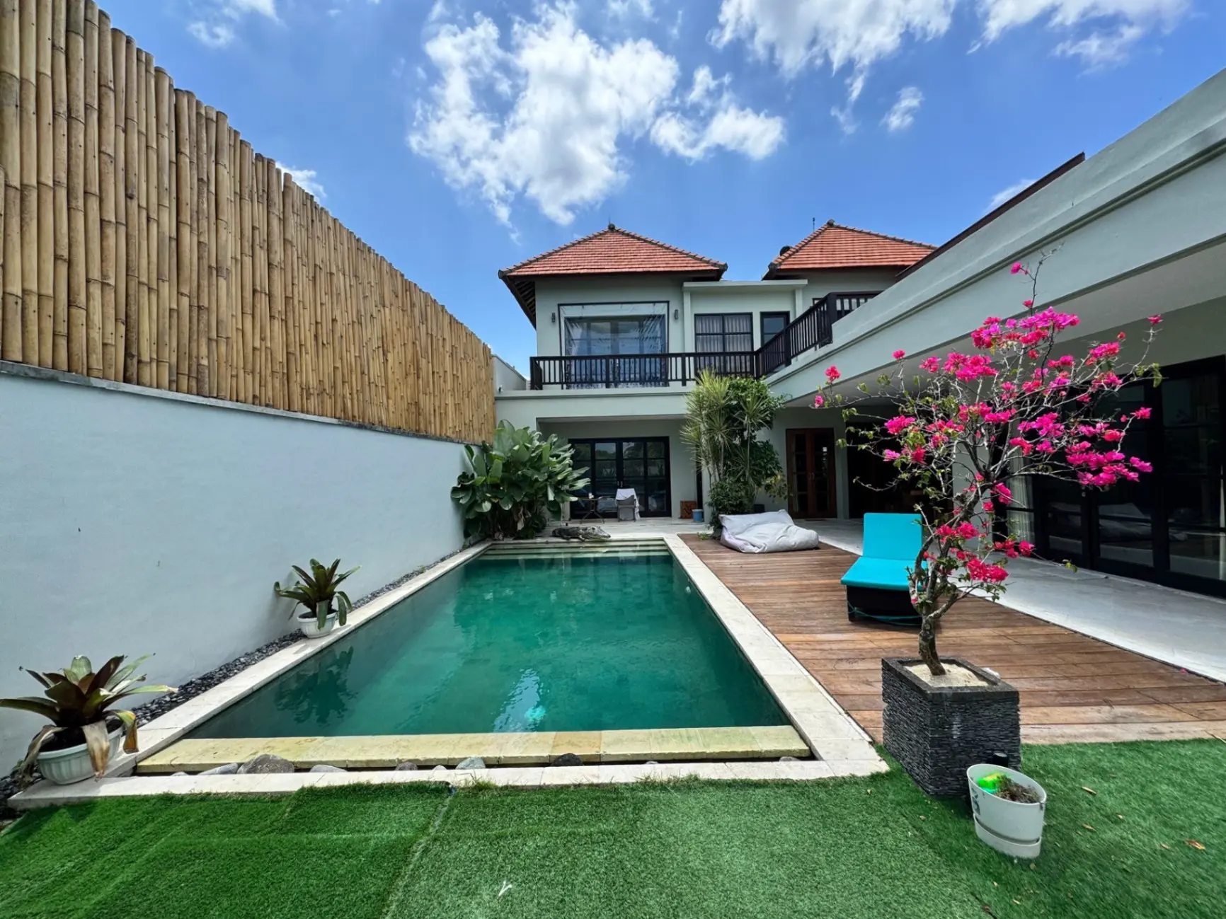 4BR VILLA FOR RENT AT UMALAS | AR 157