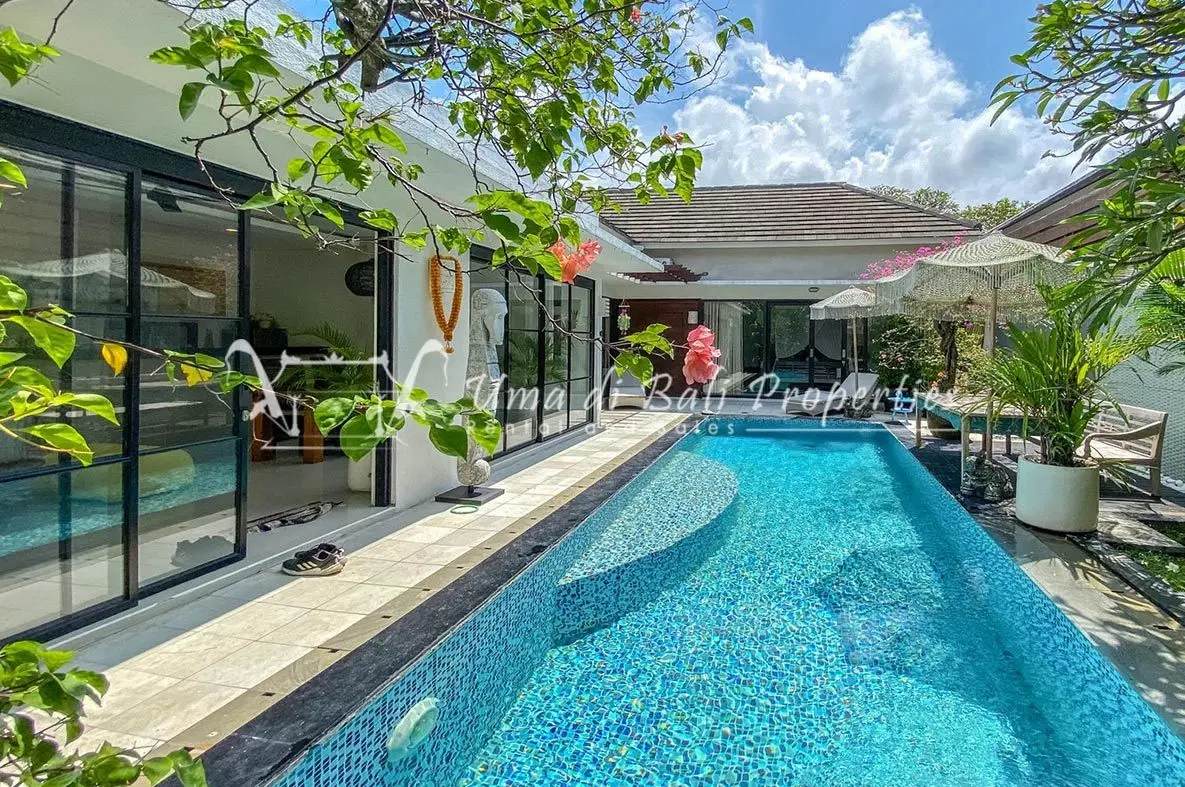 2BR VILLA FOR SALE LEASEHOLD AT UMALAS | IP 715