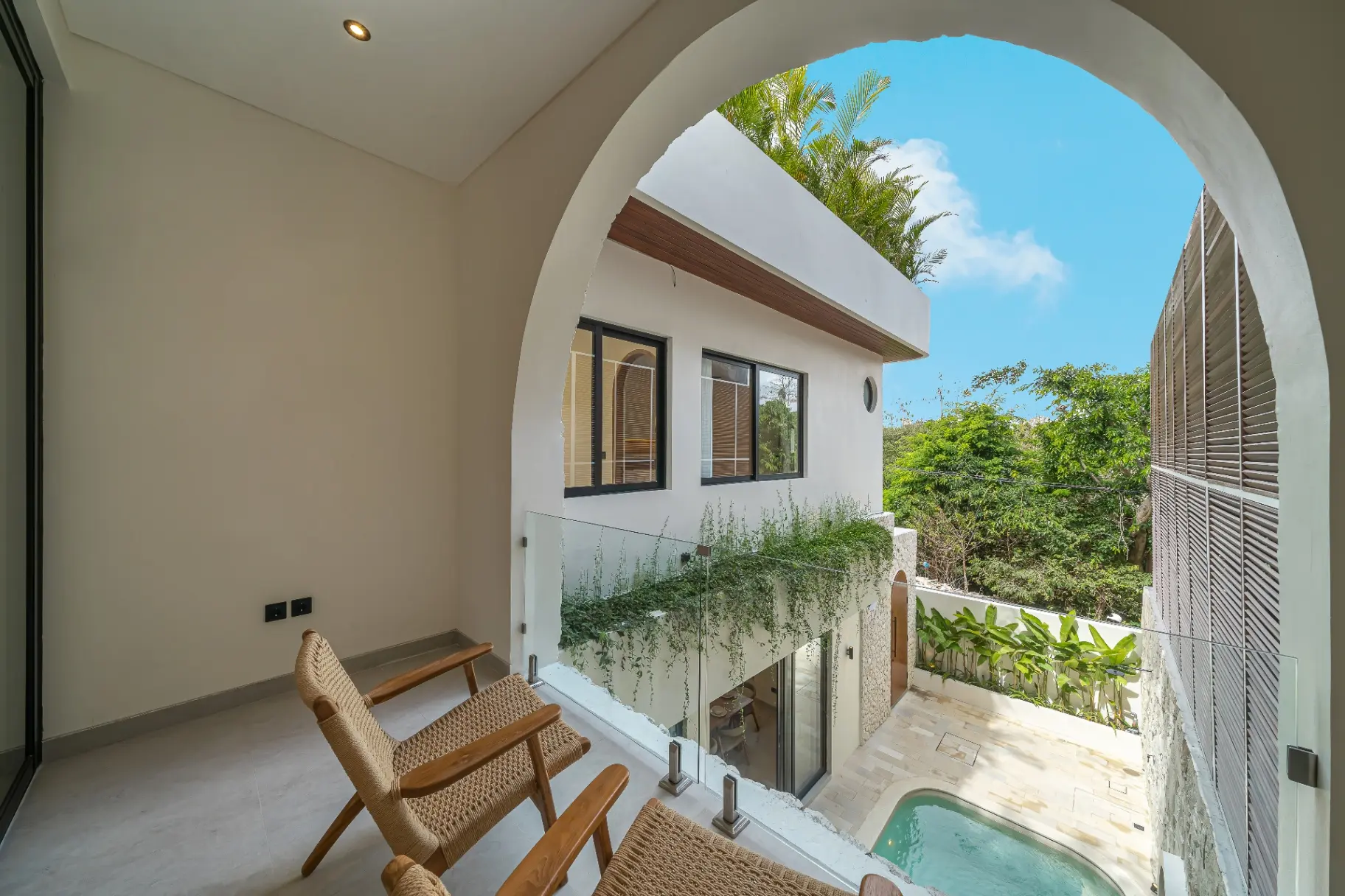 Villa West Heaven KL 1 – Brand New 3BR Villa with Jacuzzi & Rooftop in Balangan — image 4