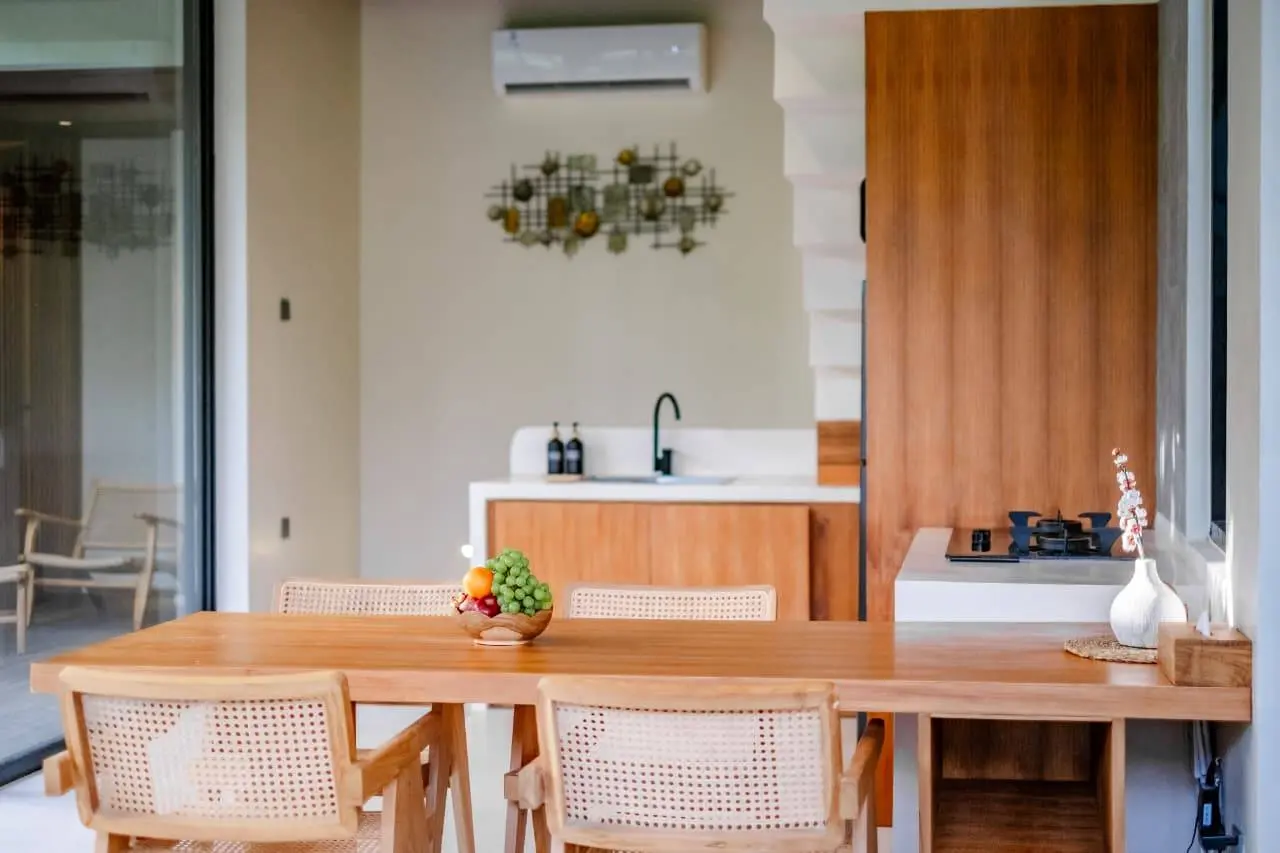 Villa For Rent 2 Bed In Pererenan BeachBali LU-3572 — image 3