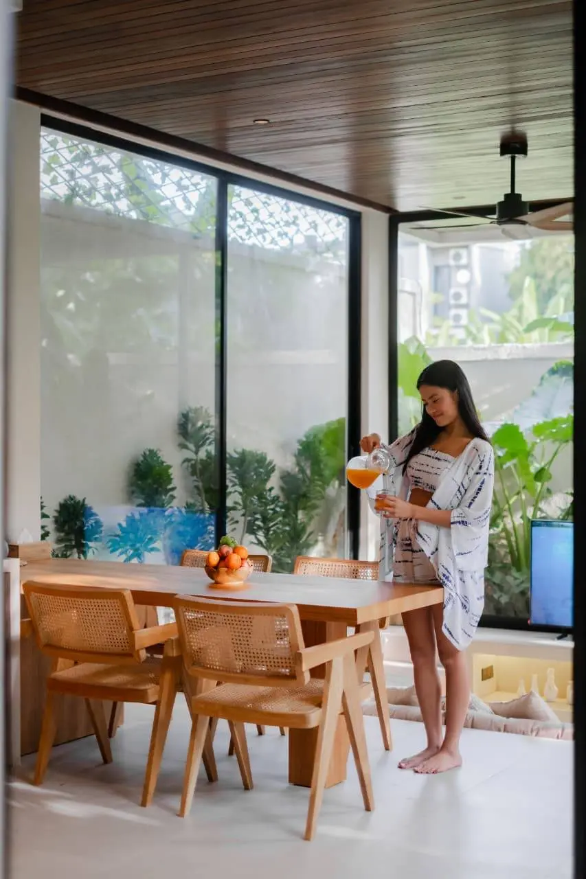 Villa For Rent 2 Bed In Pererenan BeachBali LU-3572 — image 4