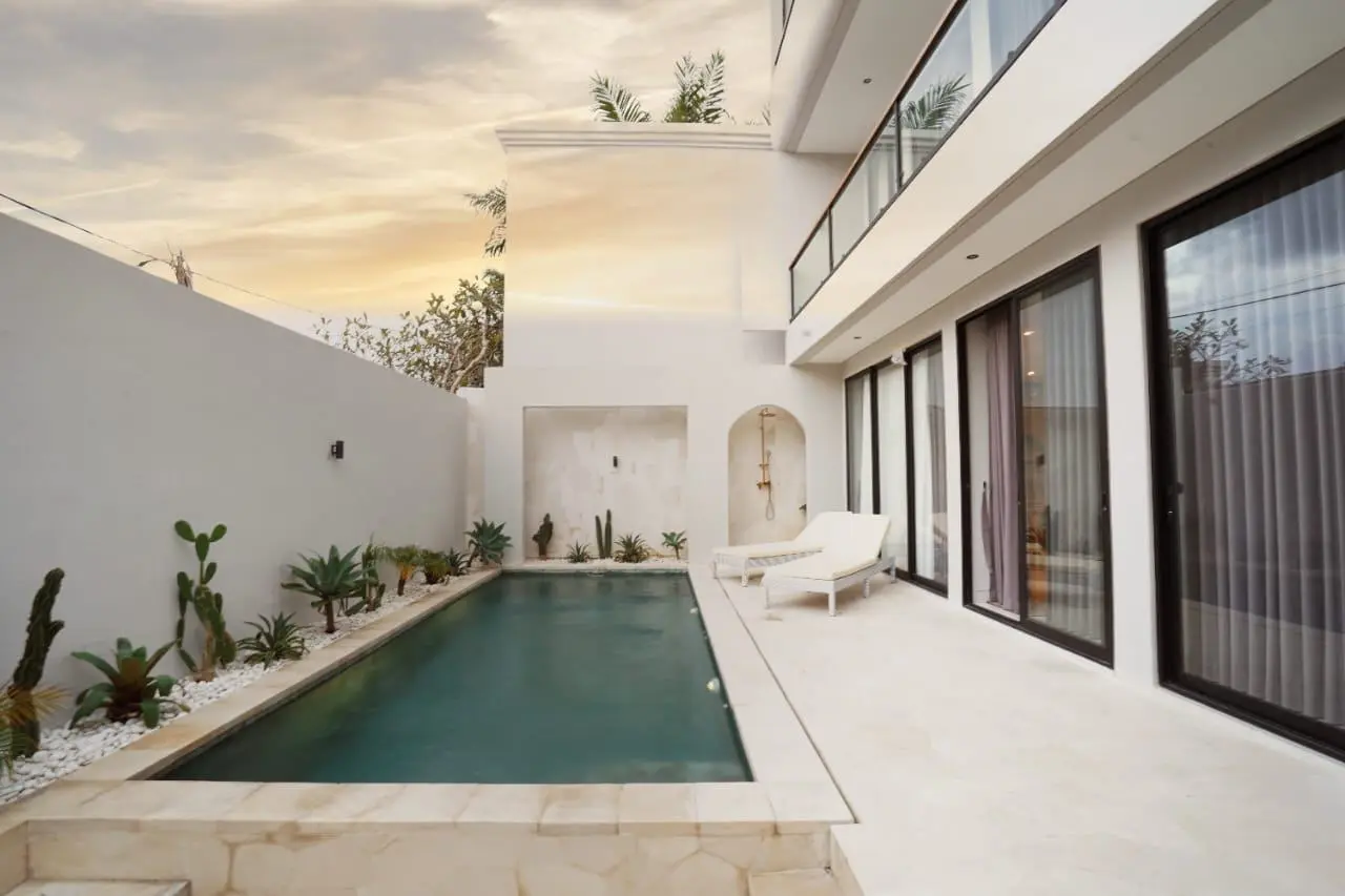 Villa For Rent 3 Bed In Seseh Mengwi Bali TN-3573