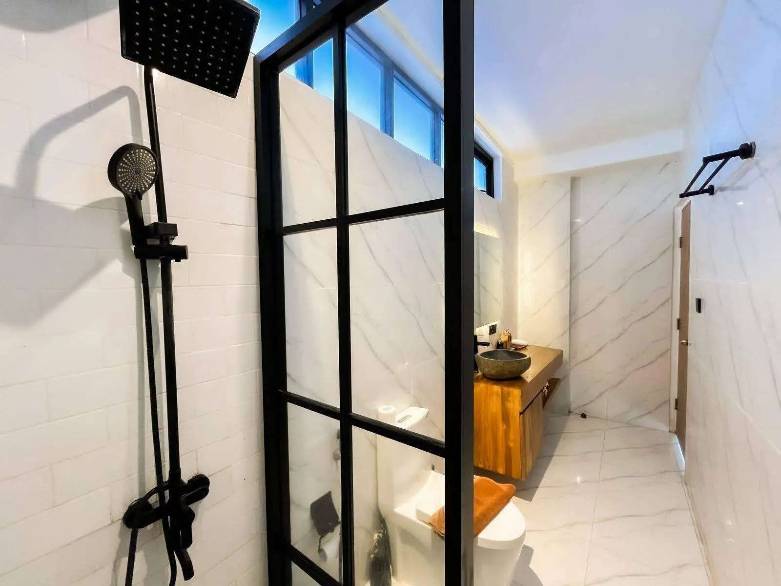 Seminyak 3-bedroom — image 2