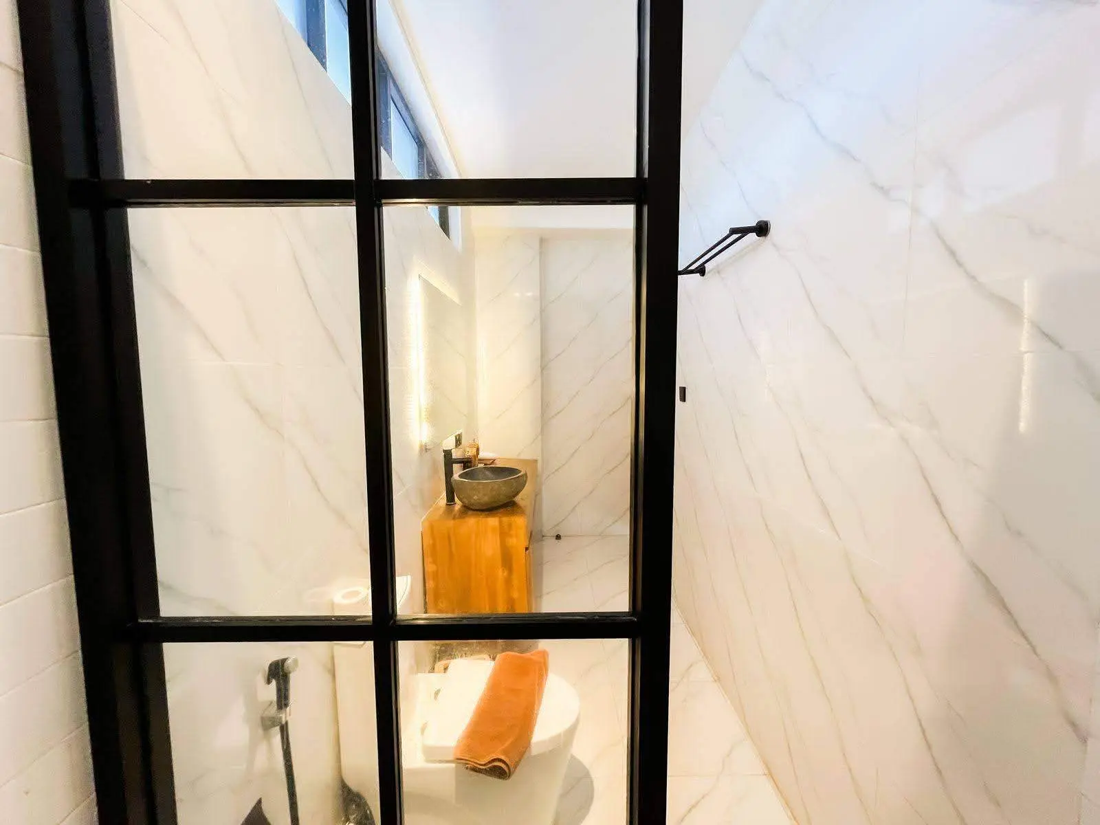 Seminyak 3-bedroom — image 1