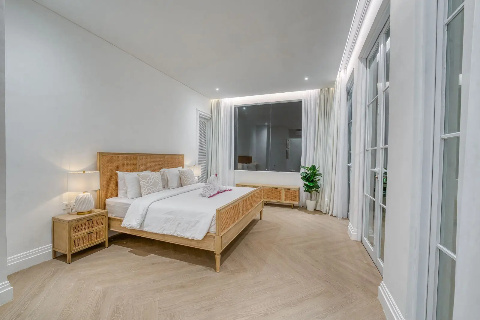 Unggasan 4-bedroom — image 3