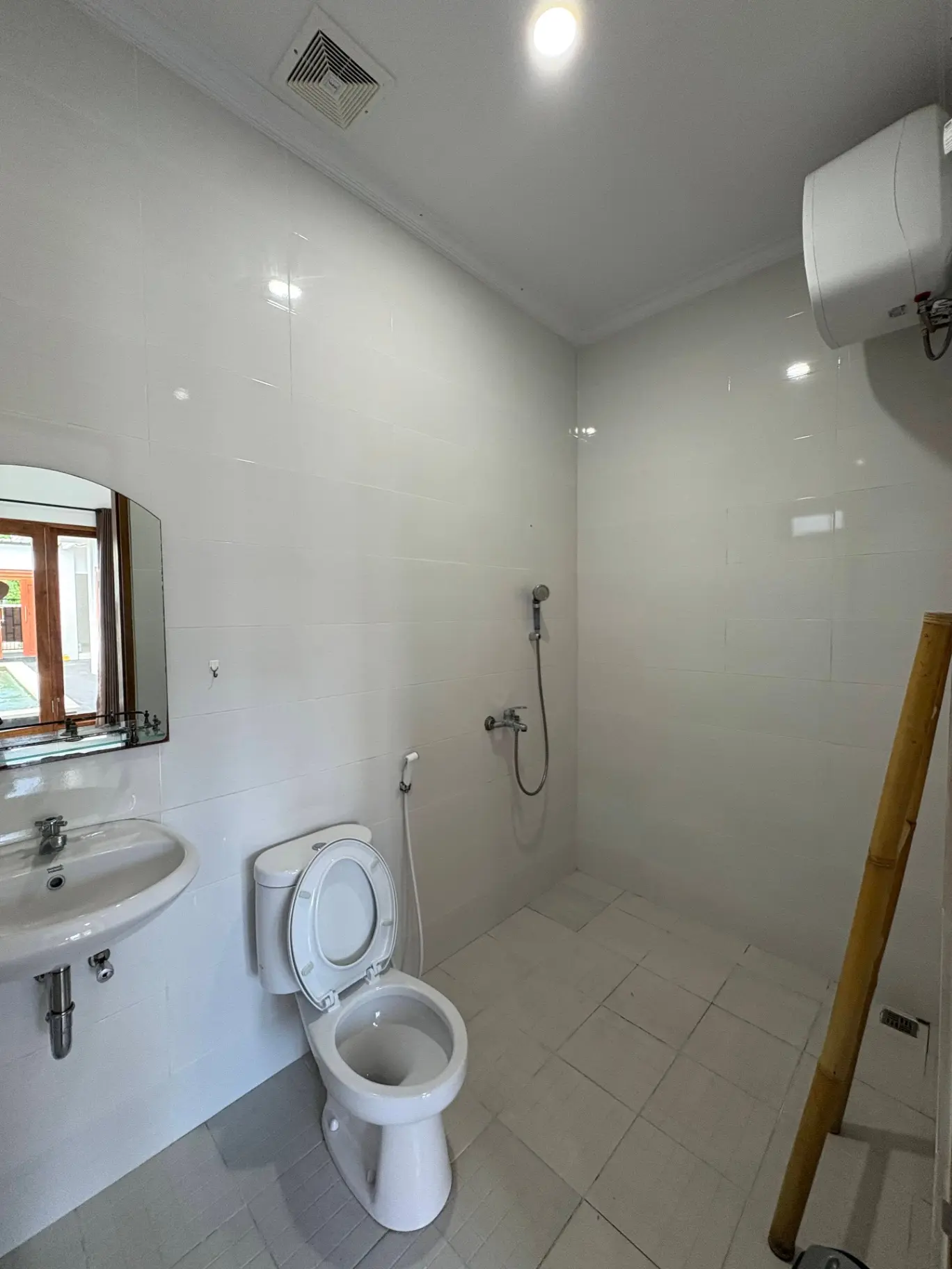 3BR VILLA FOR RENT AT LEGIAN | IP 812 — image 3