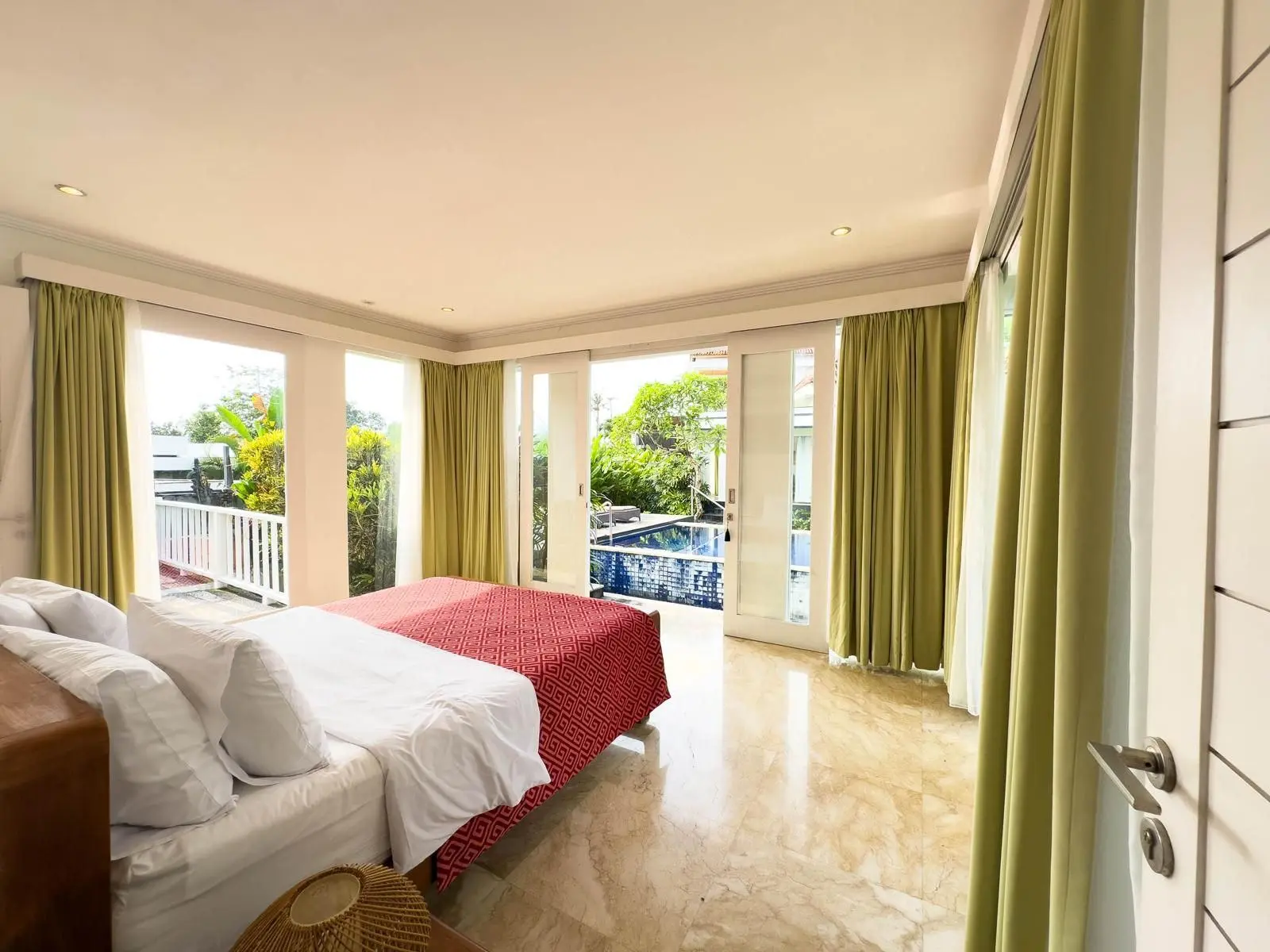 Villa For Rent 4 Bed In Kayu Tulang Canggu Bali DF-3578 — image 1