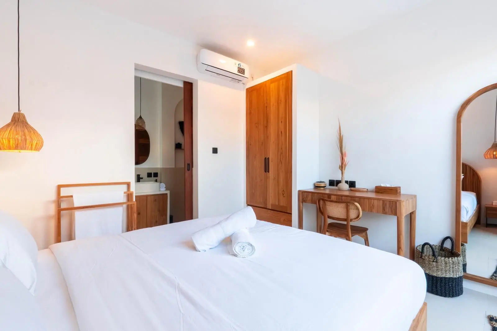 Villa For Rent 3 Bed In Berawa Tibubeneng Bali AK-3579 — image 3