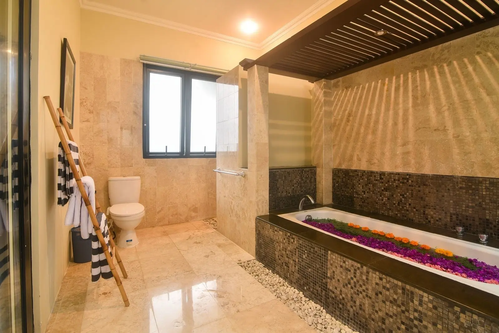3BR VILLA FOR RENT AT UMALAS - BALI | AR 90 — image 3
