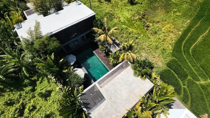 Tumbak Bayuh 3- bedroom — image 1