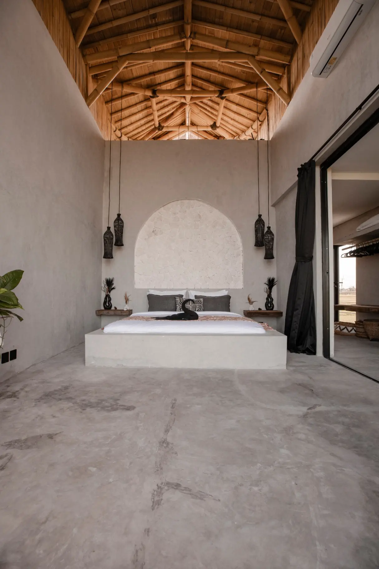 Brand New Luxury 2BD Rice Field Views — image 4