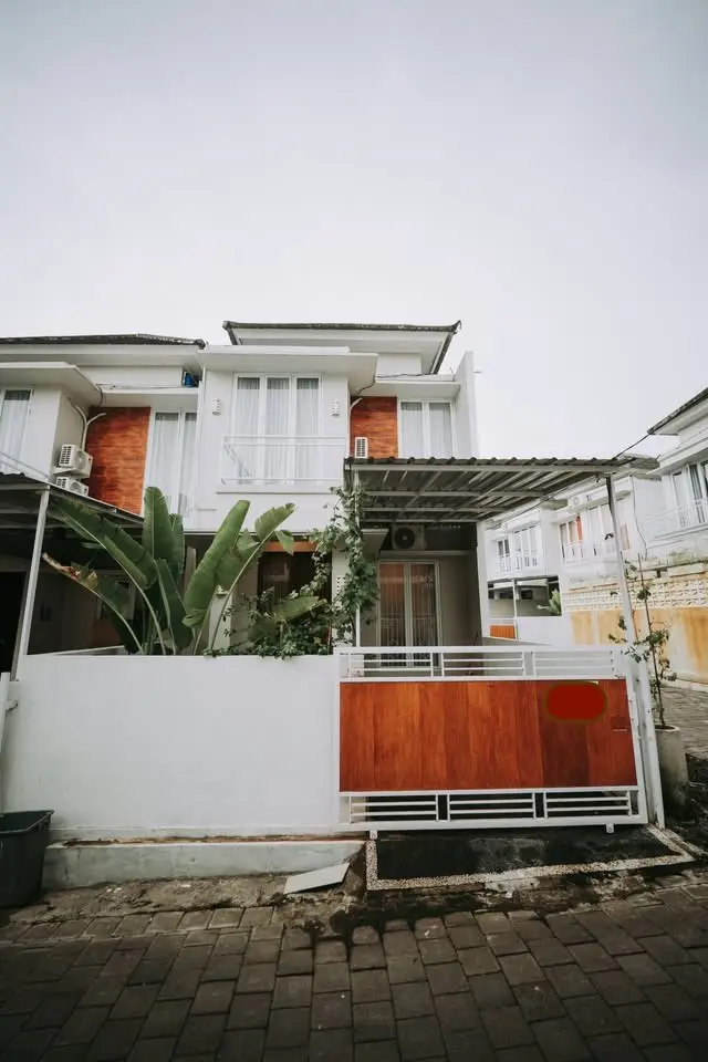 Modern 2 Bedrooms House in Munggu — image 1