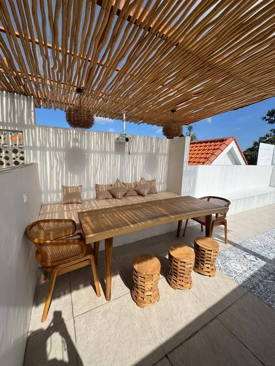 2 BR | Tibubeneng | Rooftop — image 1