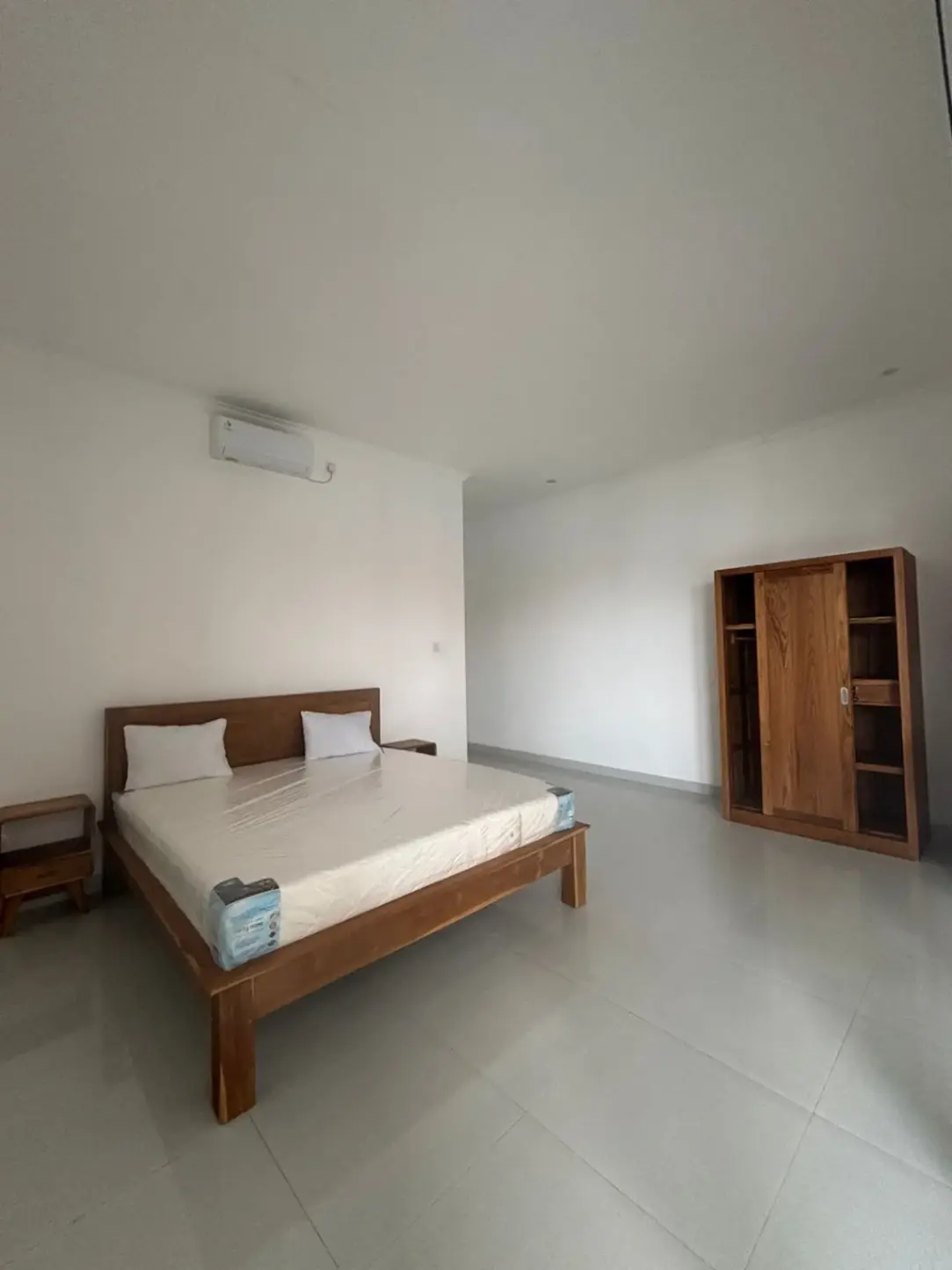 3 Bedroom Villa Furnished for Rent in Cemagi — image 3