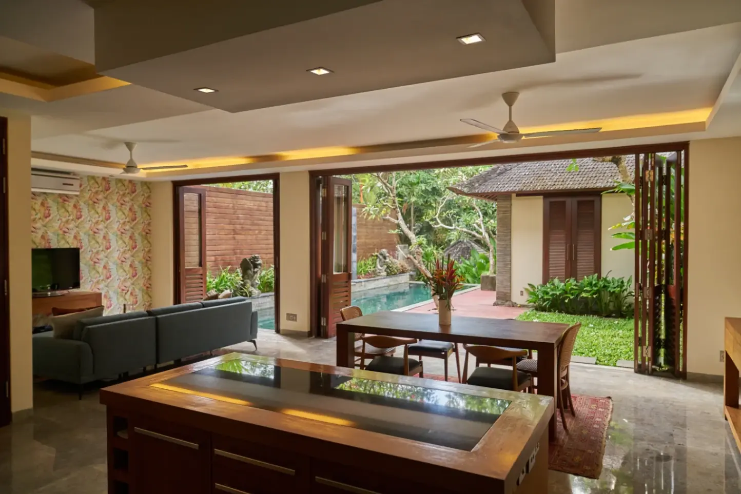 3 BEDROOM VILLA FULLY FURNISHED IN UMALAS — image 3