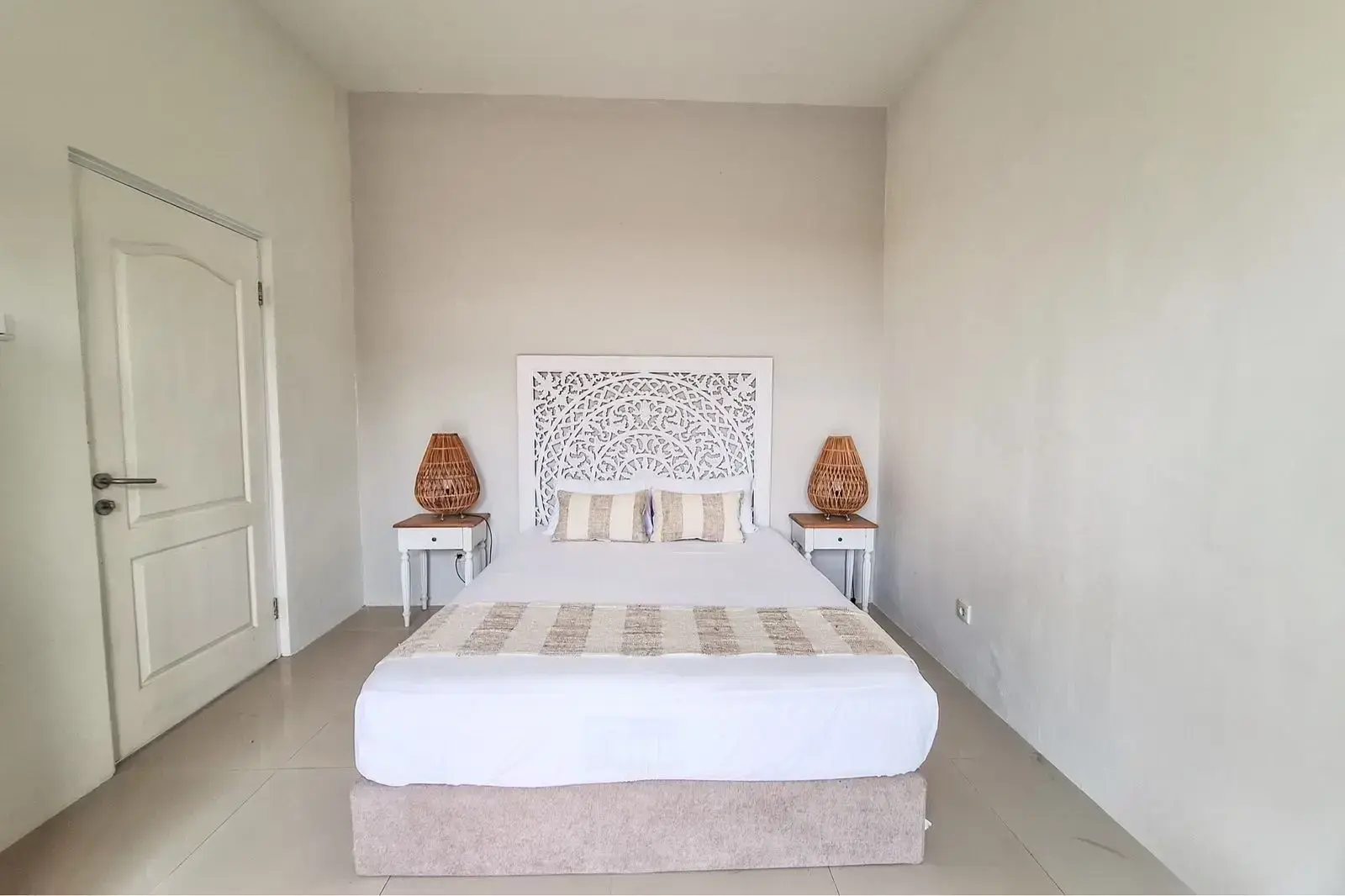 4 BEDROOM VILLA IN TIYING TUTUL PERERENAN - AF500 — image 4