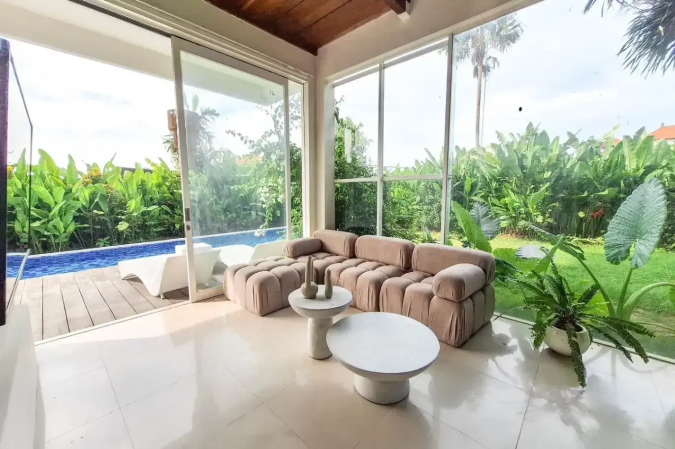 4 BEDROOM VILLA IN TIYING TUTUL PERERENAN - AF500 — image 2