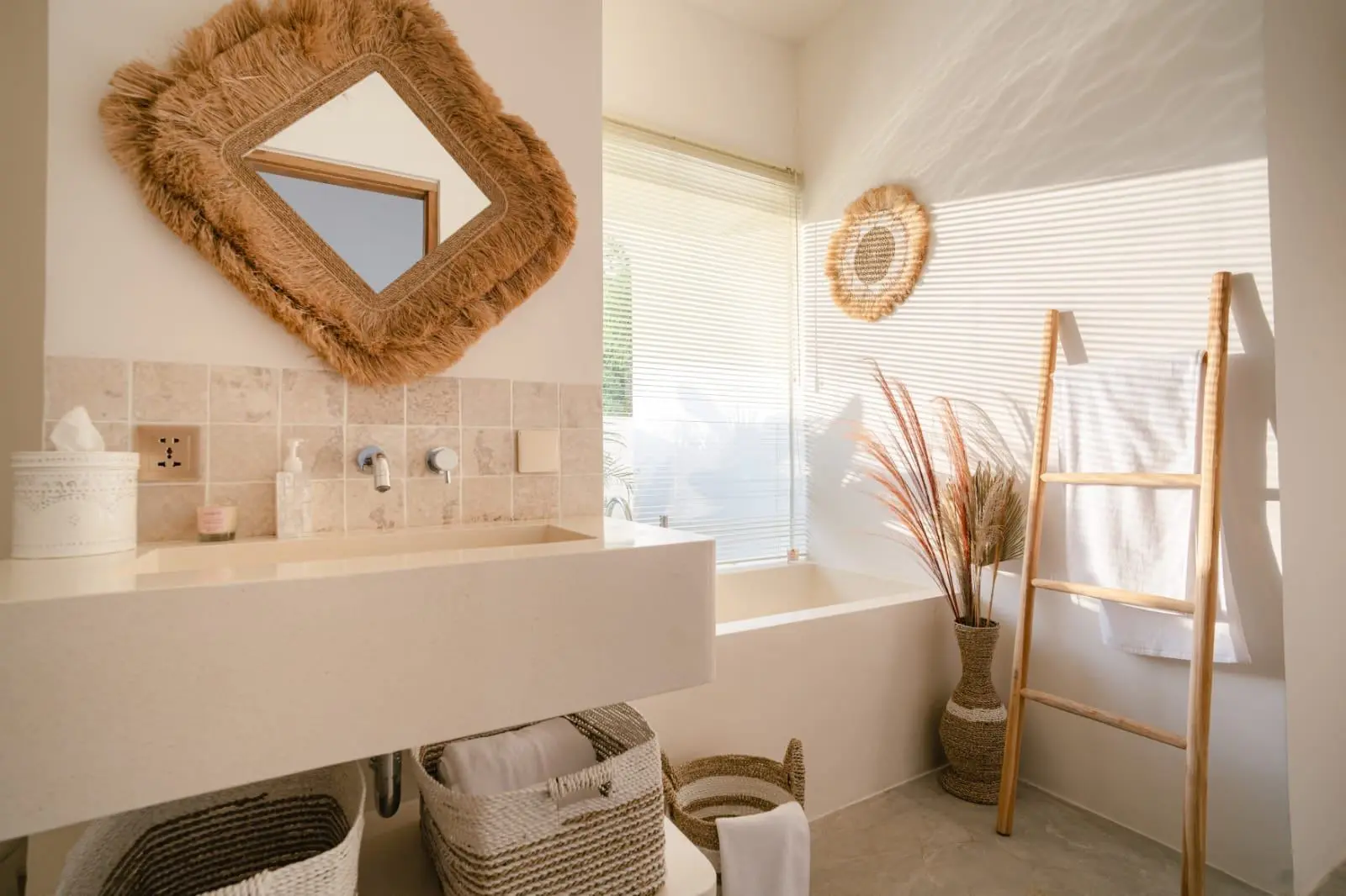 2BR Villa w/ Pool & Huge Garden — image 2