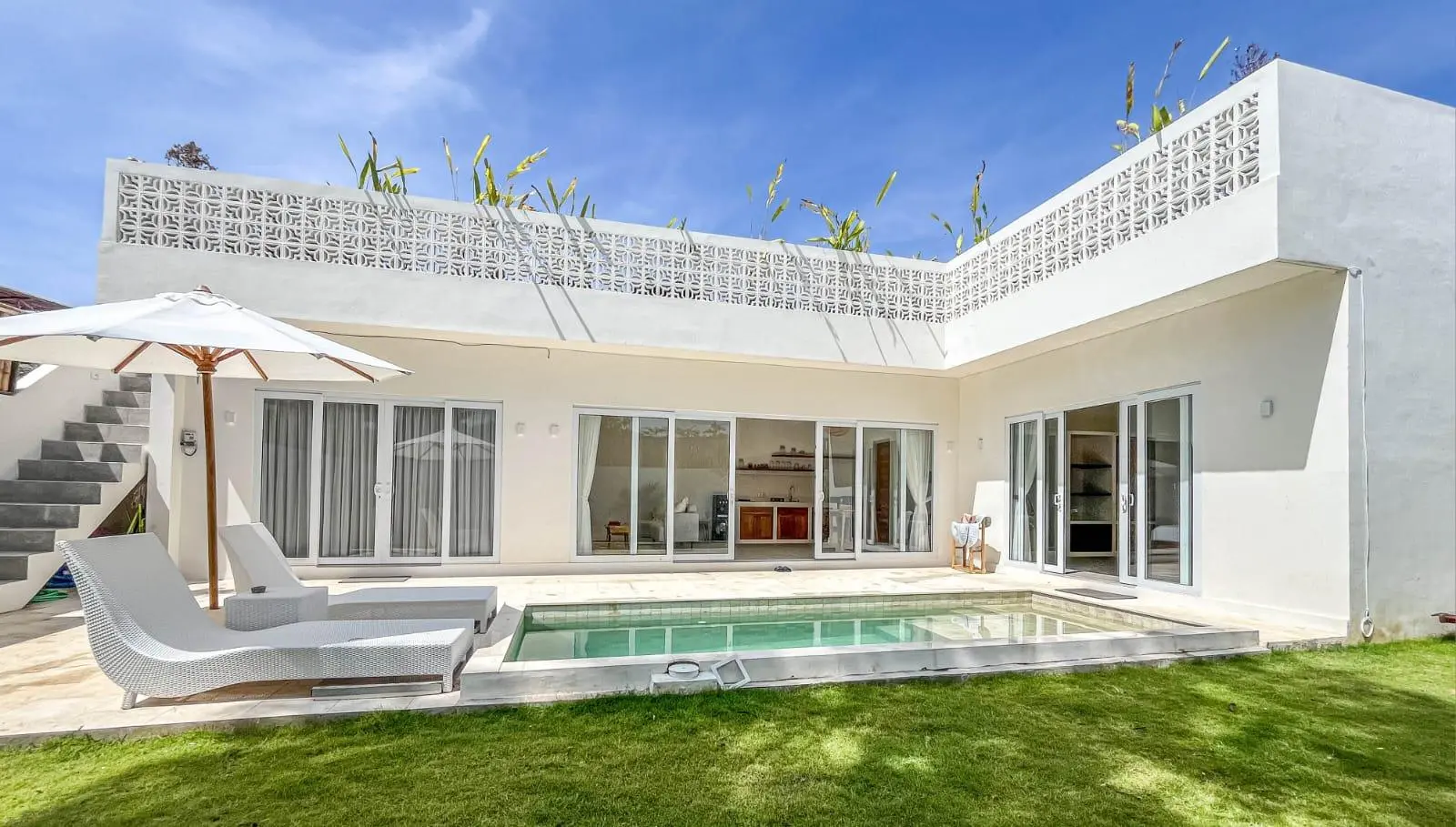 2BR Villa w/ Pool & Huge Garden — image 1