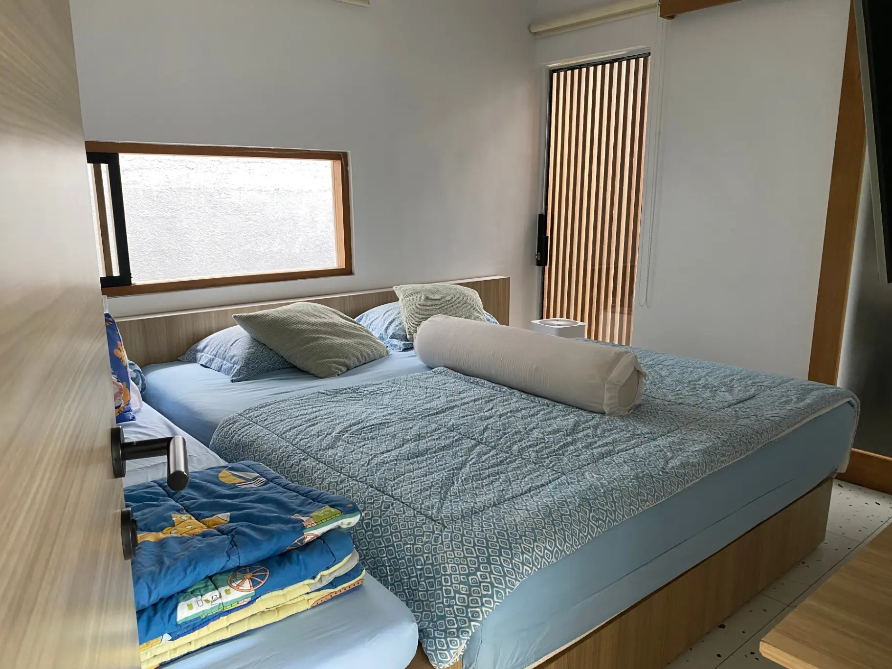 Villa MK House – 4-Bedroom Villa + 1 Office Room with Homey Vibes in Kedungu!! — image 4