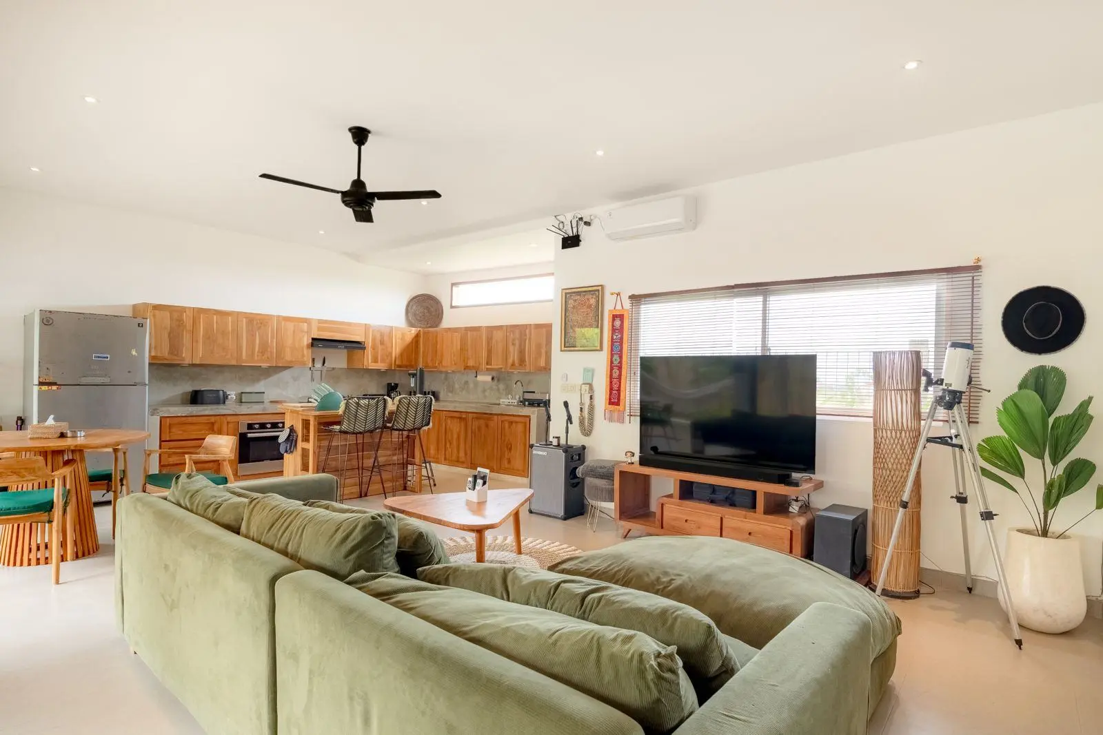 Brand New 2BR Family Villa at Cemagi Seseh Walking distance to the Beach — image 3