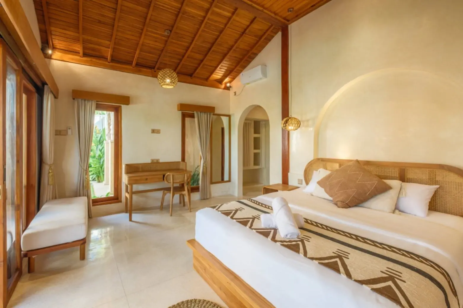 Canggu- padang tawang 3 bedroom — image 3