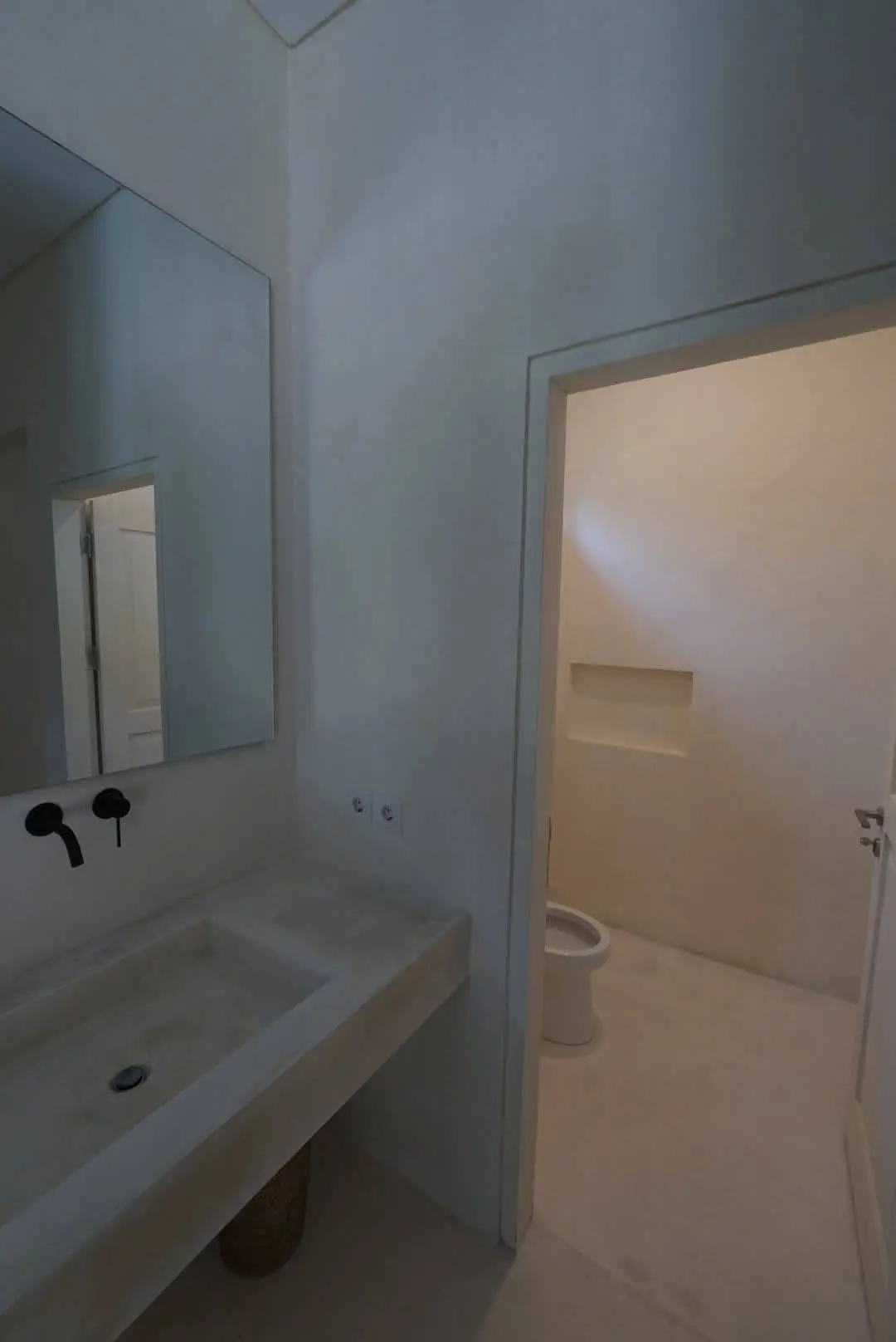 Pererenan one bedroom — image 3