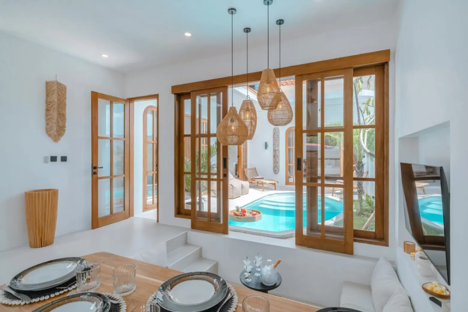 Pererenan 3-bedroom — image 3