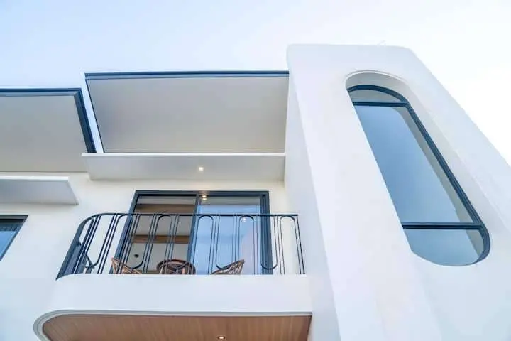 Pererenan 2-bedroom — image 1