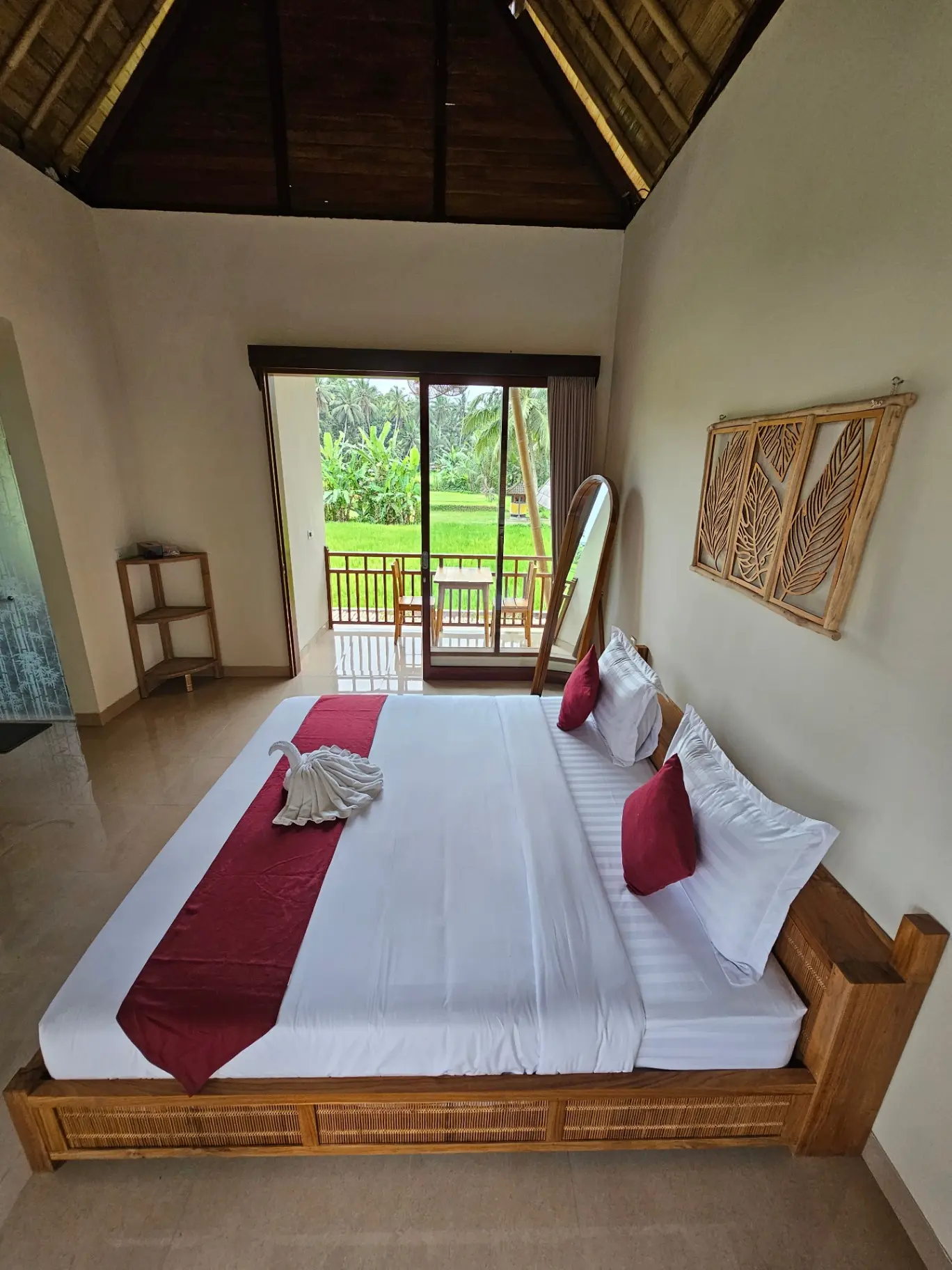 Ubud Balcony Rice Field View Villa with Infinity Pool & Starlink Internet